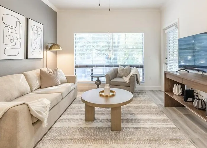 Apartment Landing - Modern With Amazing Amenities